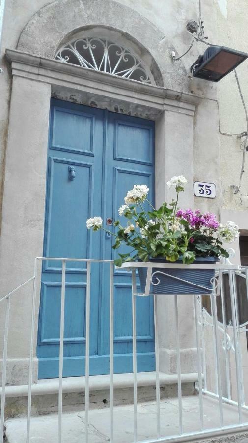 Punto Antico Villa Рагуза Екстериор снимка